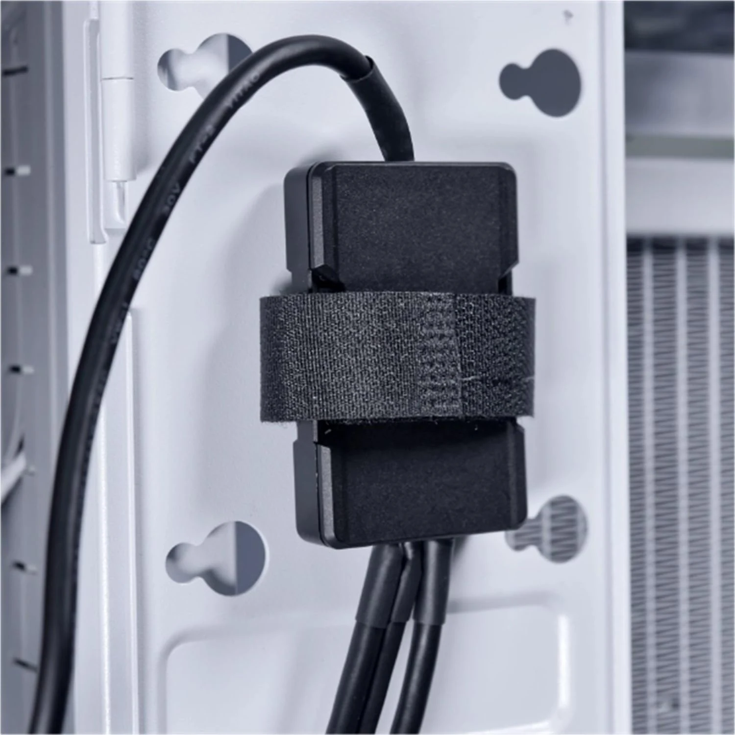 Bộ chia USB Lian Li USB 2.0 1-to-3 HUB - NEW