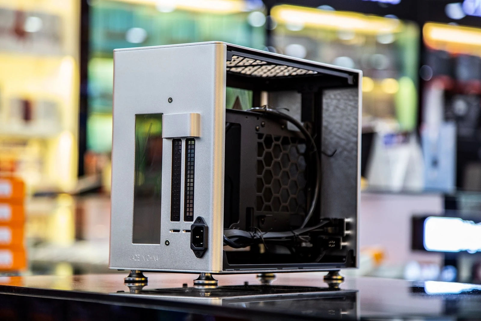 Vỏ Case PC Jonsbo A4 Black - Mini-ITX - Đen - NEW