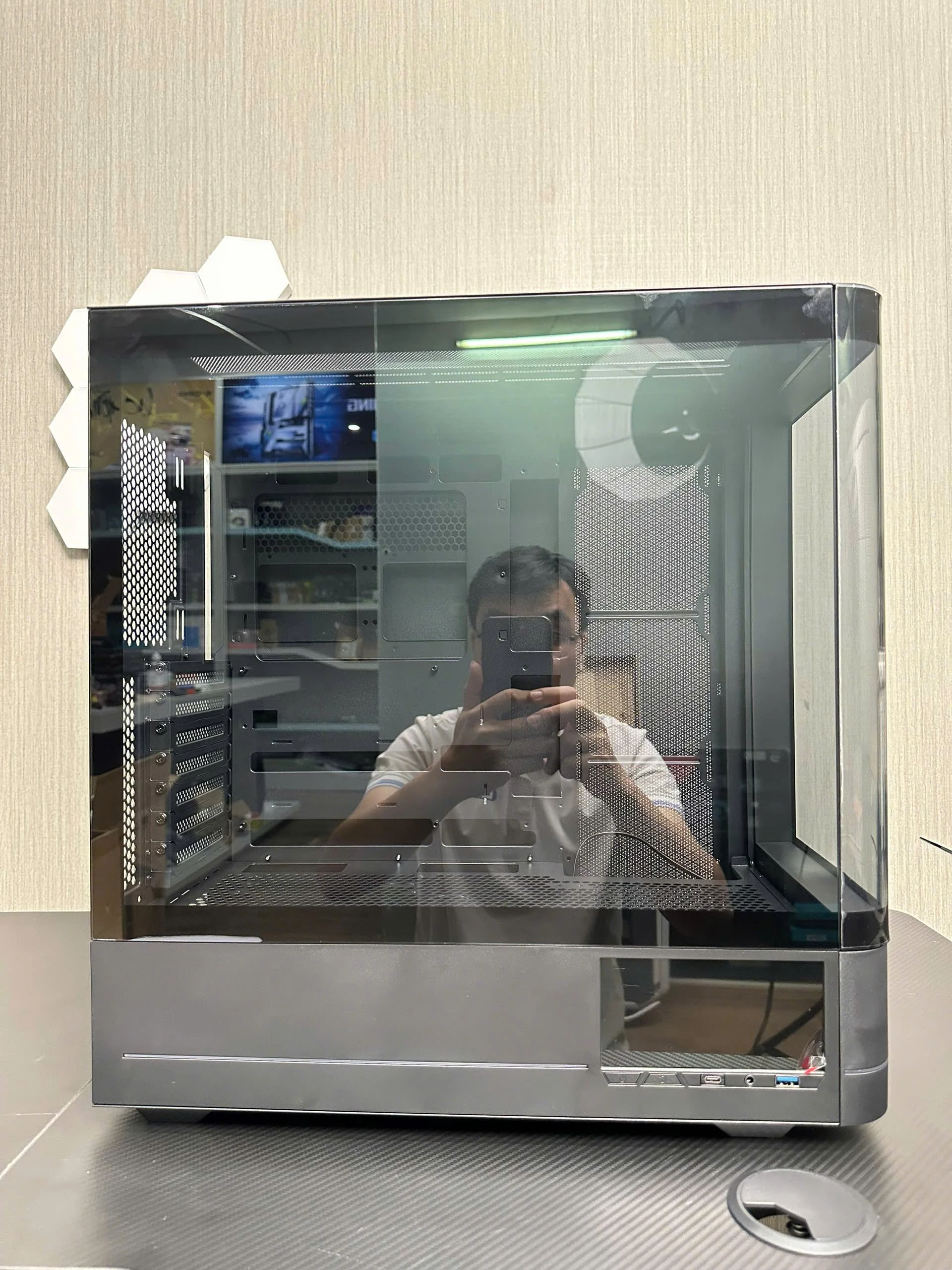 Vỏ Case PC Jungle Leopard AX-2 Black LCD ARGB - ATX - Đen - NEW