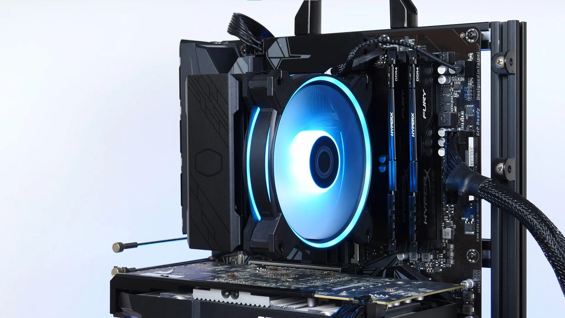 Tản nhiệt khí Cooler Master Hyper 212 Halo Black - NEW