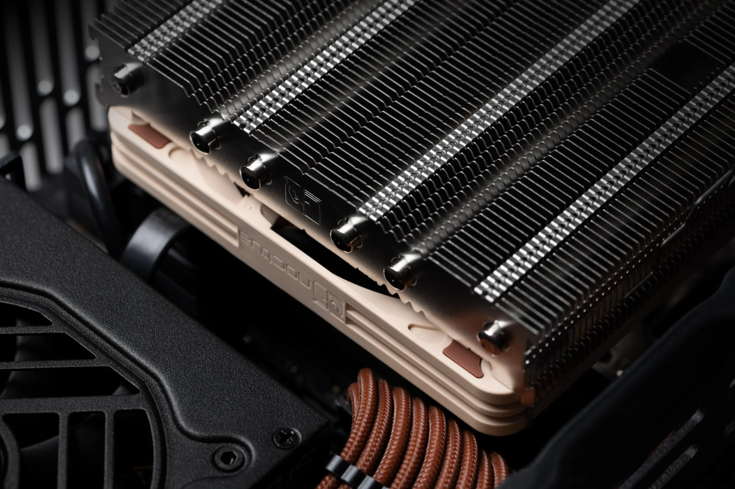 Tản nhiệt khí Noctua NH-L12Sx77 - NEW