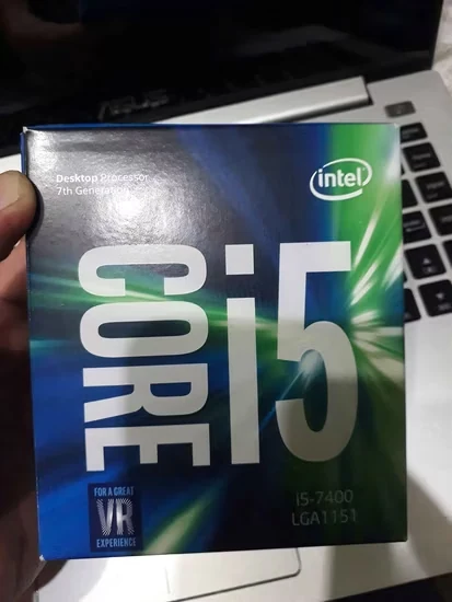 CPU Intel Core i5 7400 4 nhân 4 luồng Max turbo 3,5 GHz - LGA 1151