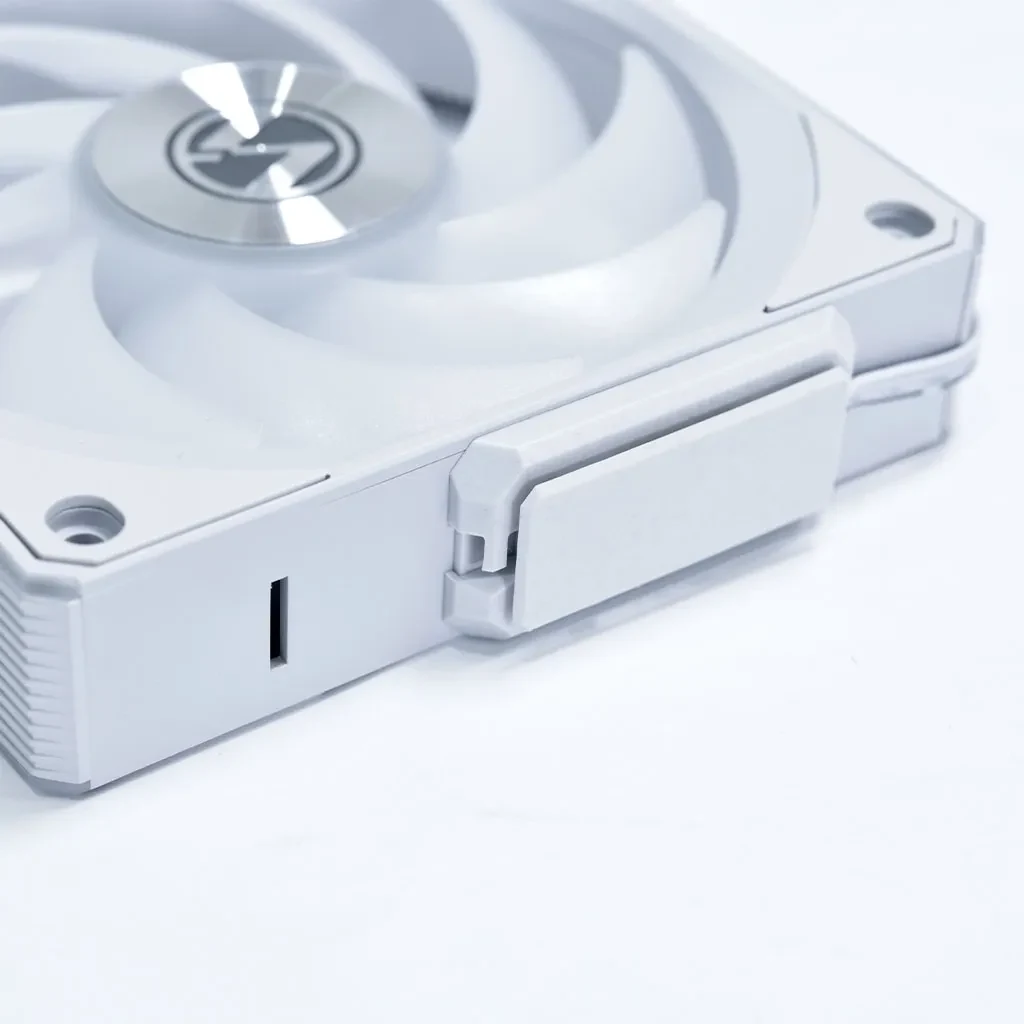 Fan LIAN LI UNI FAN CL Wireless 120 Single Pack - White - ARGB - New