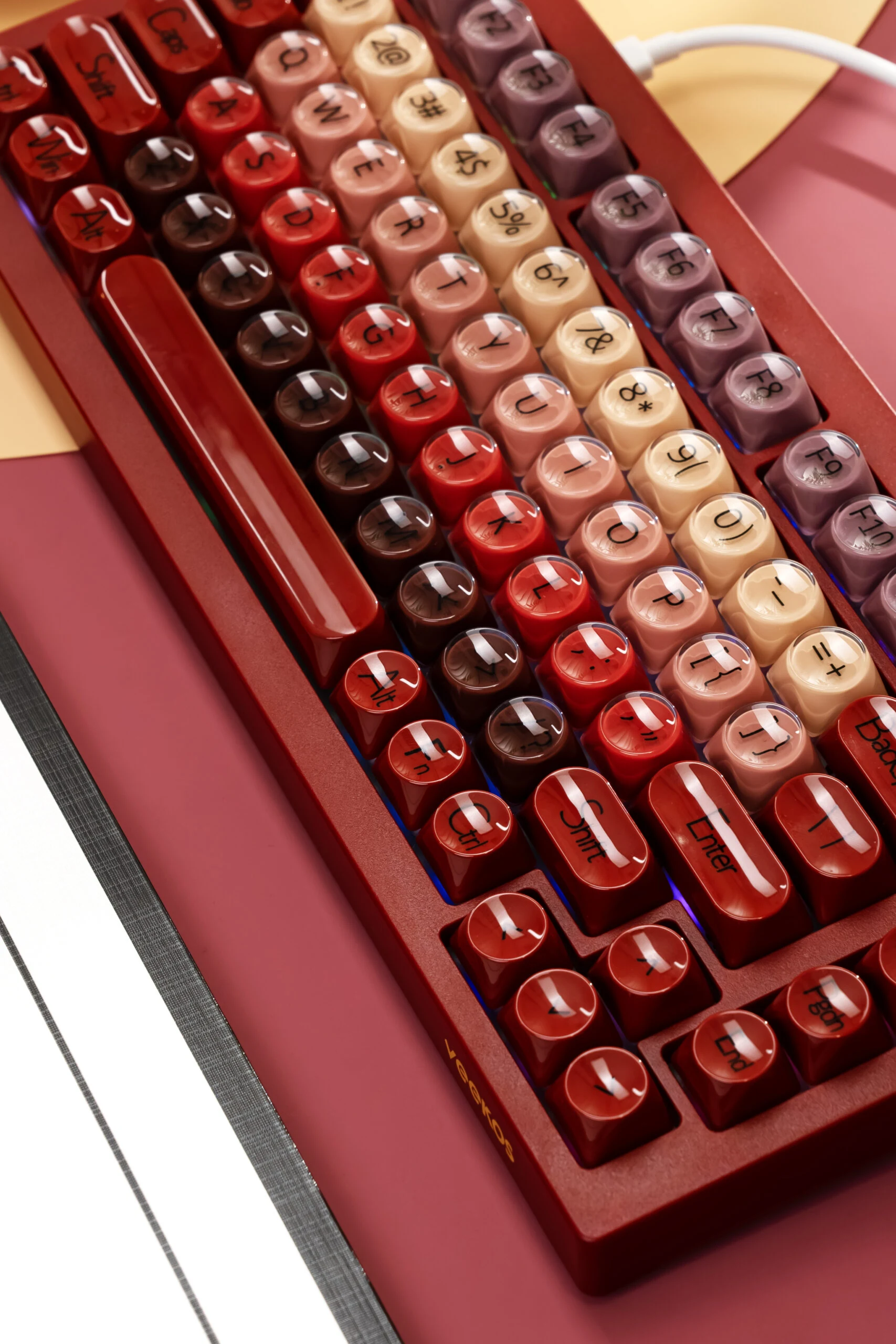 Gaming Gear AKKO K75