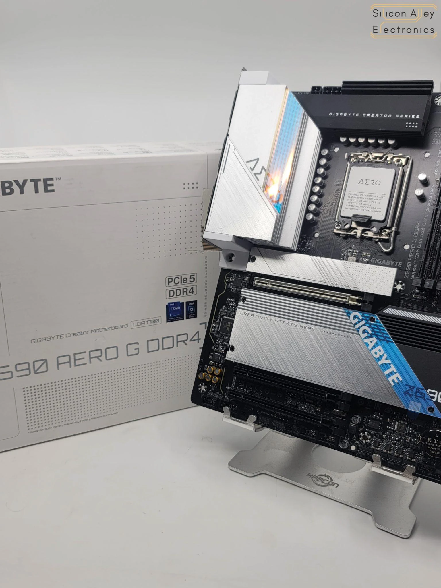 Mainboard Gigabyte Z690 Aero G DDR4 - 4 Khe RAM DDR4 - LGA 1700 - NEW