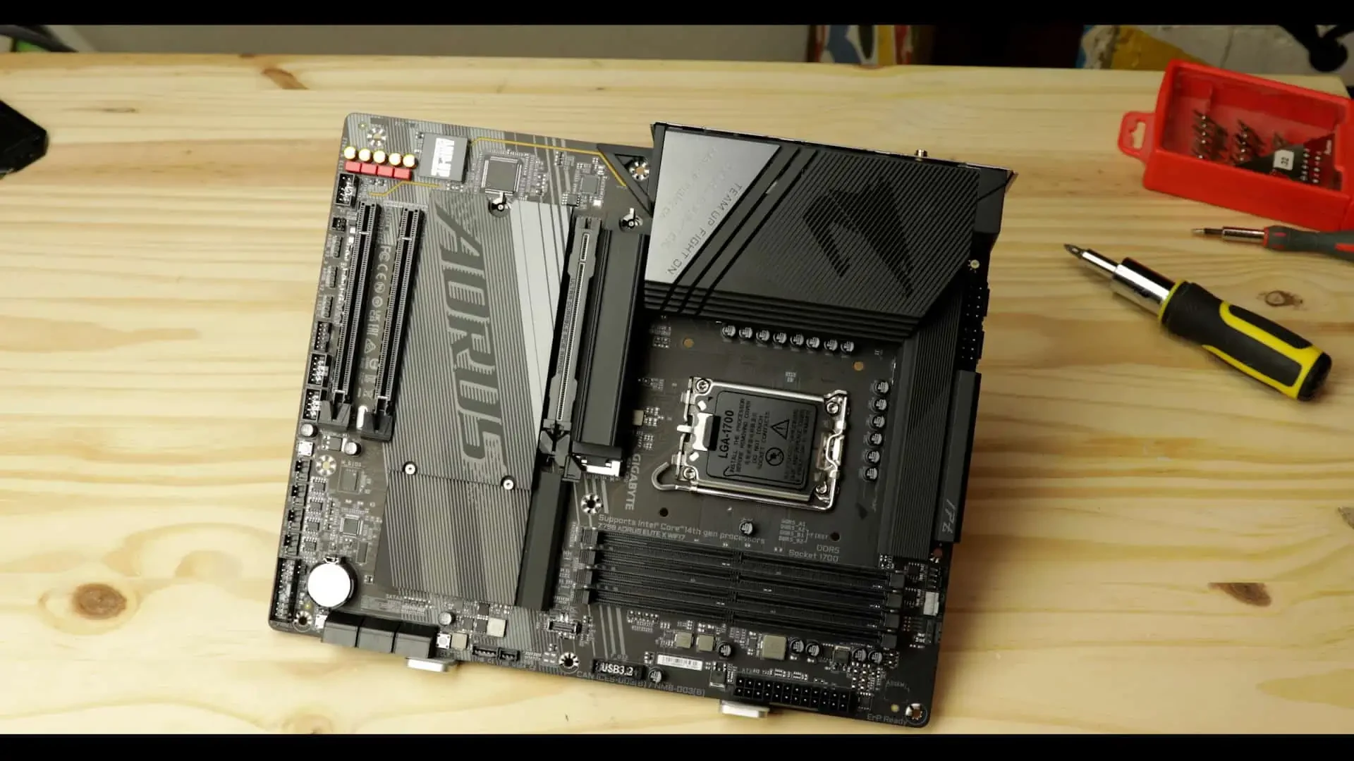Mainboard Gigabyte Z790 AORUS Elite X WiFi7 - 4 Khe RAM DDR5 - LGA 1700 - NEW