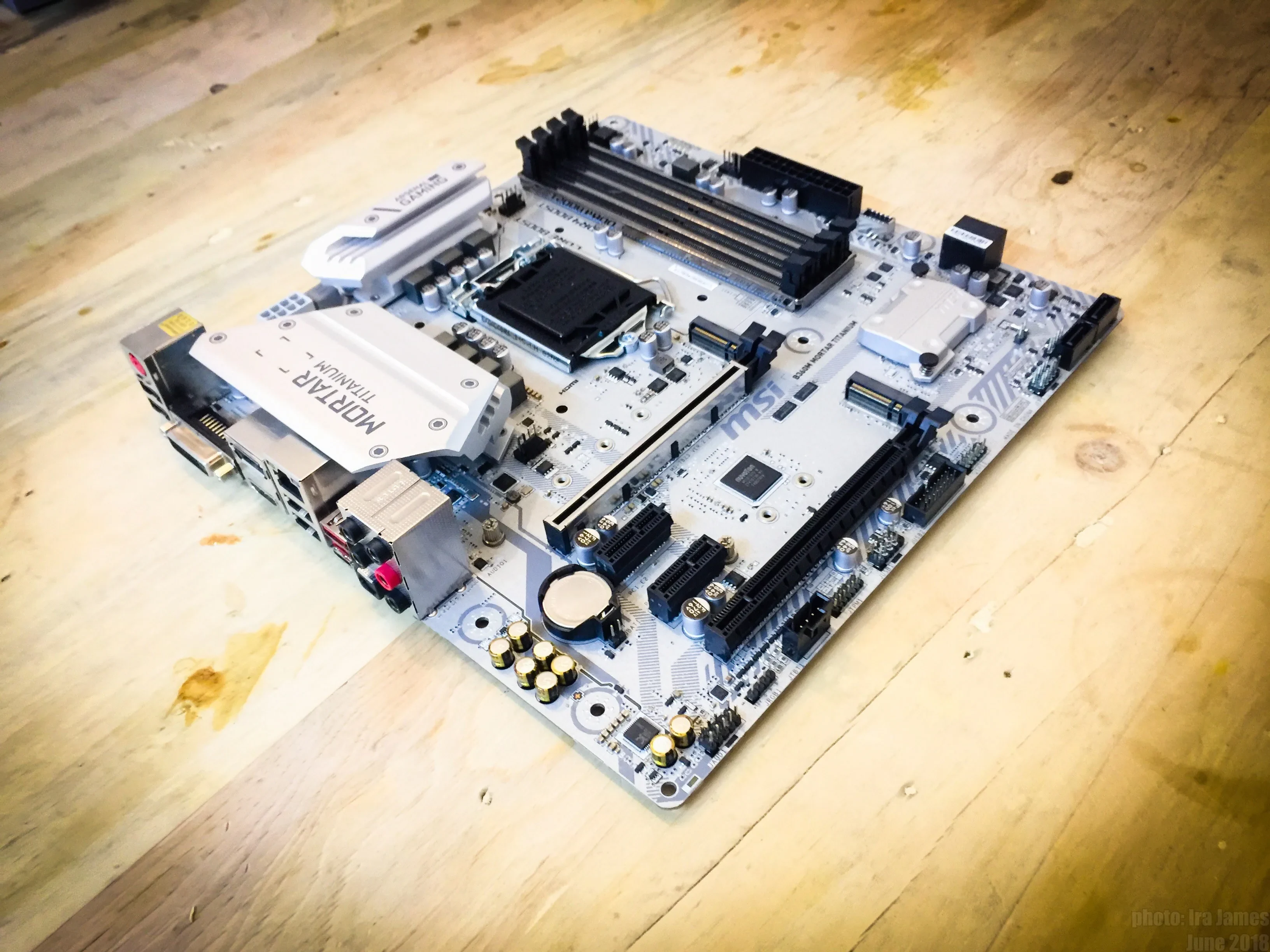 Mainboard MSI B360M MORTAR TITANIUM - LGA 1151 - NEW
