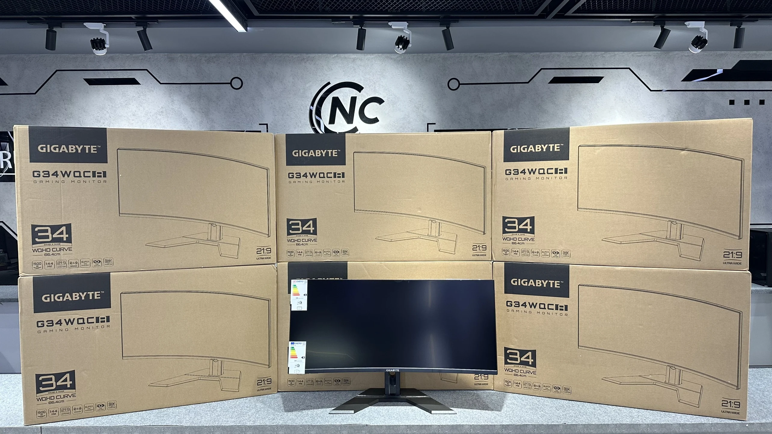 Màn hình Gigabyte G34WQC - 34 inch - WQHD - VA Cong - 144HZ - New