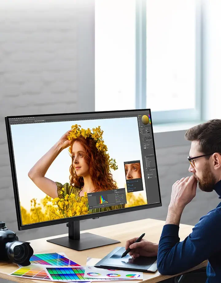 Màn Hình Samsung ViewFinity S7 S70D LS37D702EAEXXV - 37 inch - 4K UHD - VA - 60HZ - New