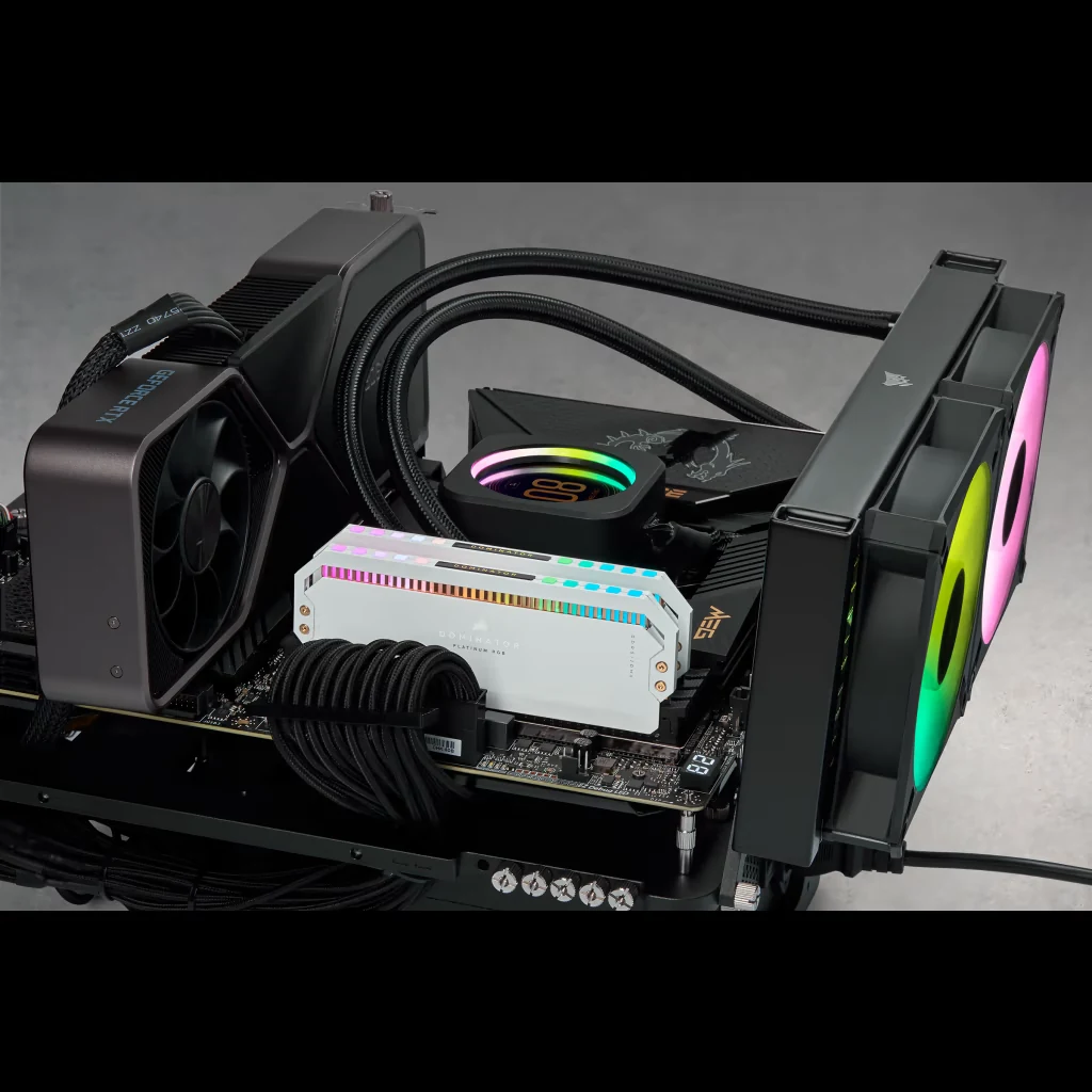 RAM Corsair Dominator Platinum RGB 16GB (1x16GB) DDR5 5200MHz - White - New