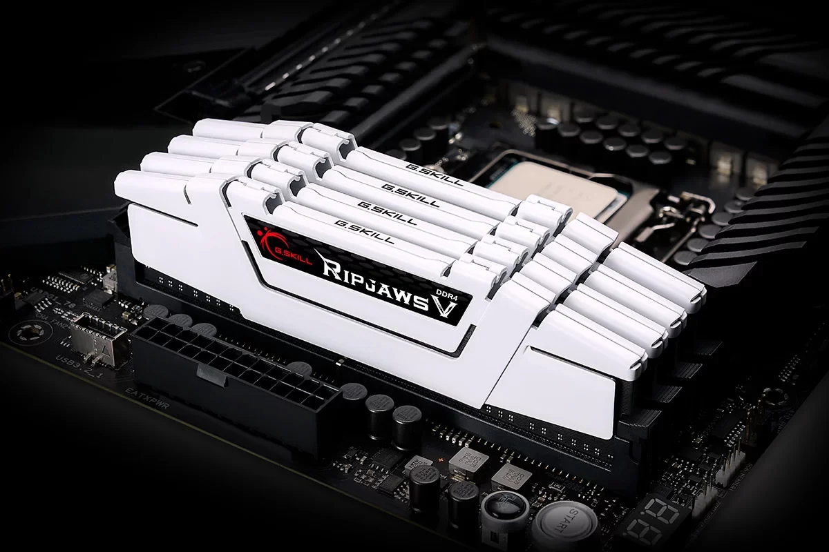RAM PC G.Skill Ripjaws V 16GB (2x8GB) DDR4 3200MHz - Black - New