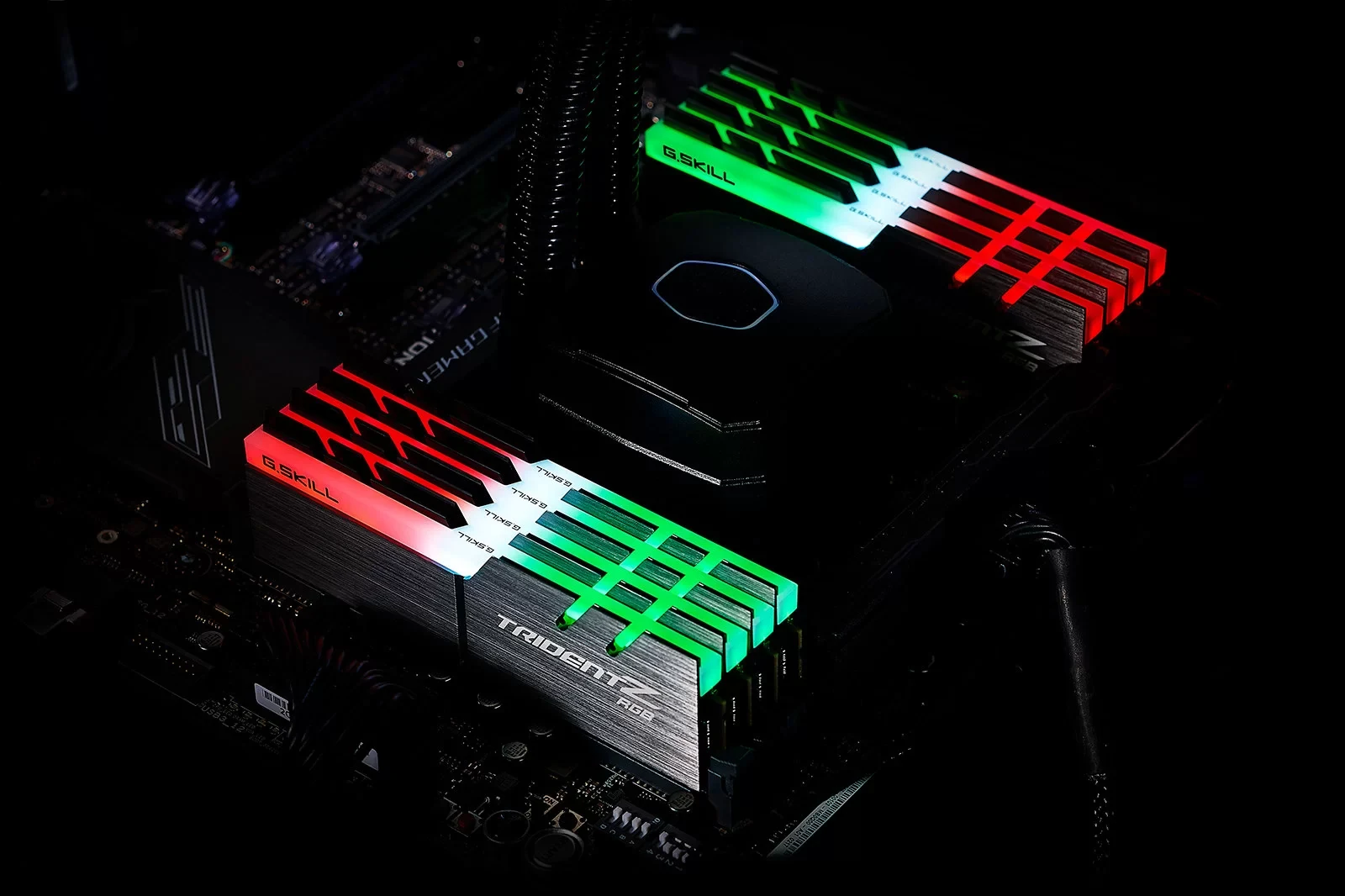 RAM PC G.Skill Trident Z RGB 16GB (2x8GB) DDR4 3200MHz - Black/RGB - New
