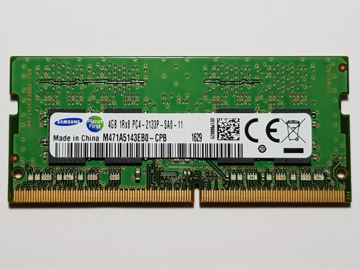 RAM Samsung DDR4 UDIMM 4GB 2400MHz - M378A5244BB0-CRC