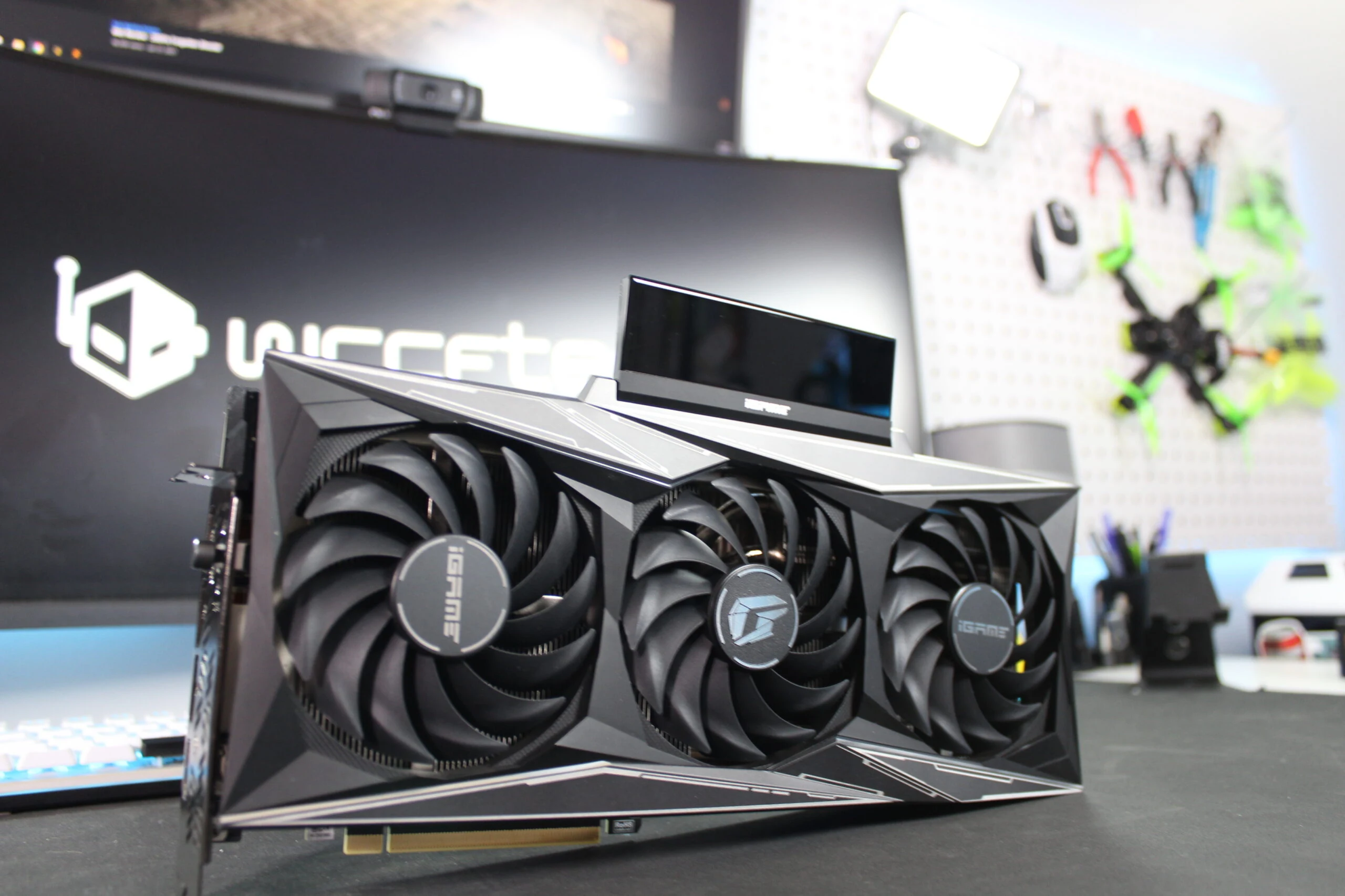 VGA Colorful iGame GeForce RTX 3090 Vulcan OC 24GB - GDDR6X - NEW