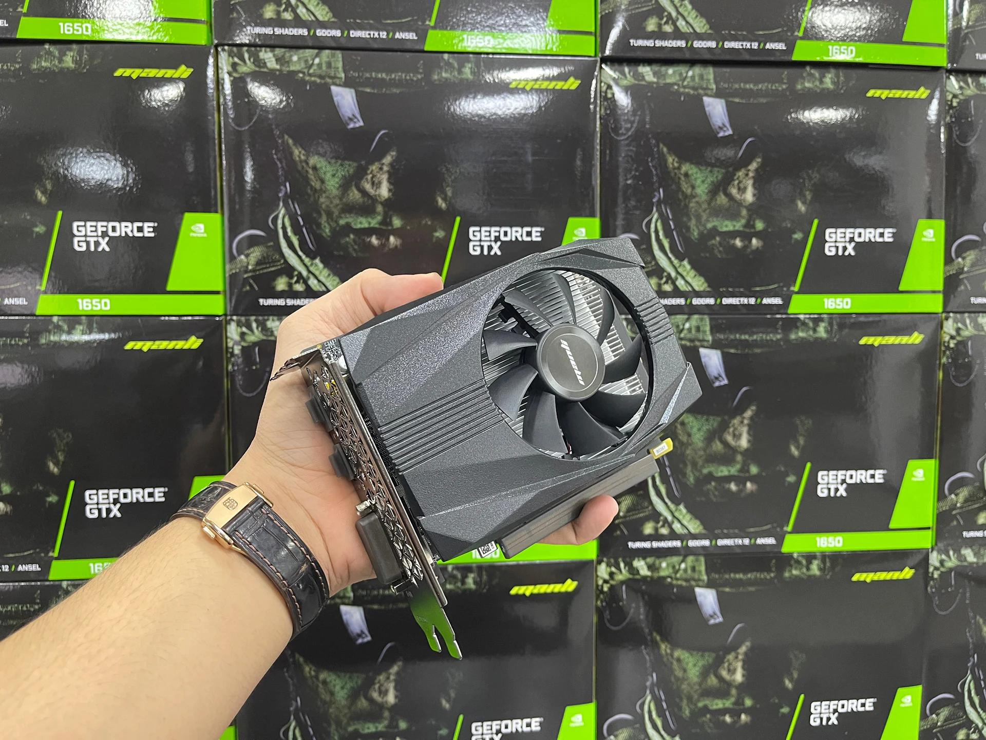 VGA MANLI GeForce GTX 1650 4GB GDDR6