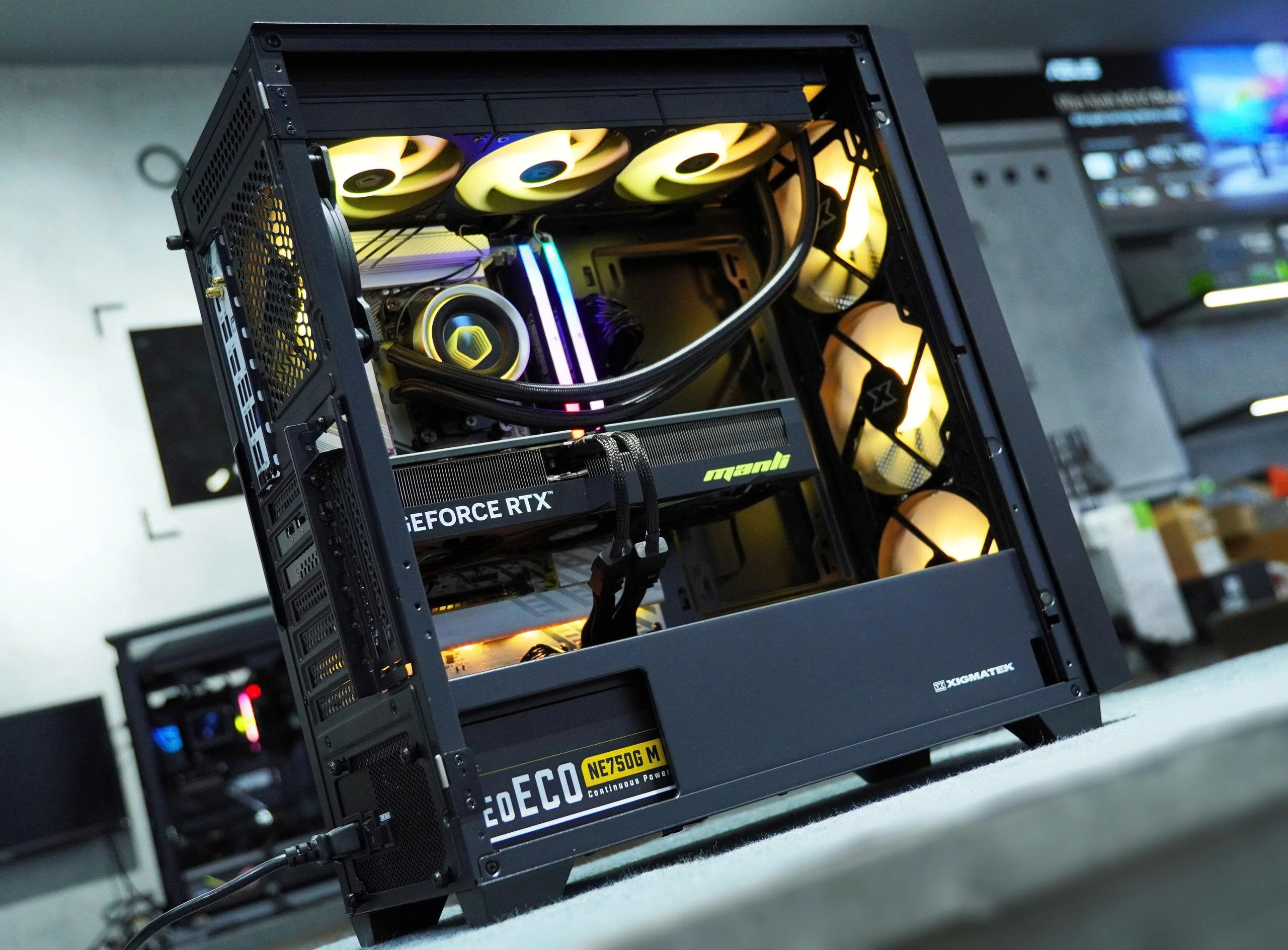 VGA MANLI GeForce RTX 5070 12GB Nebula GDDR7
